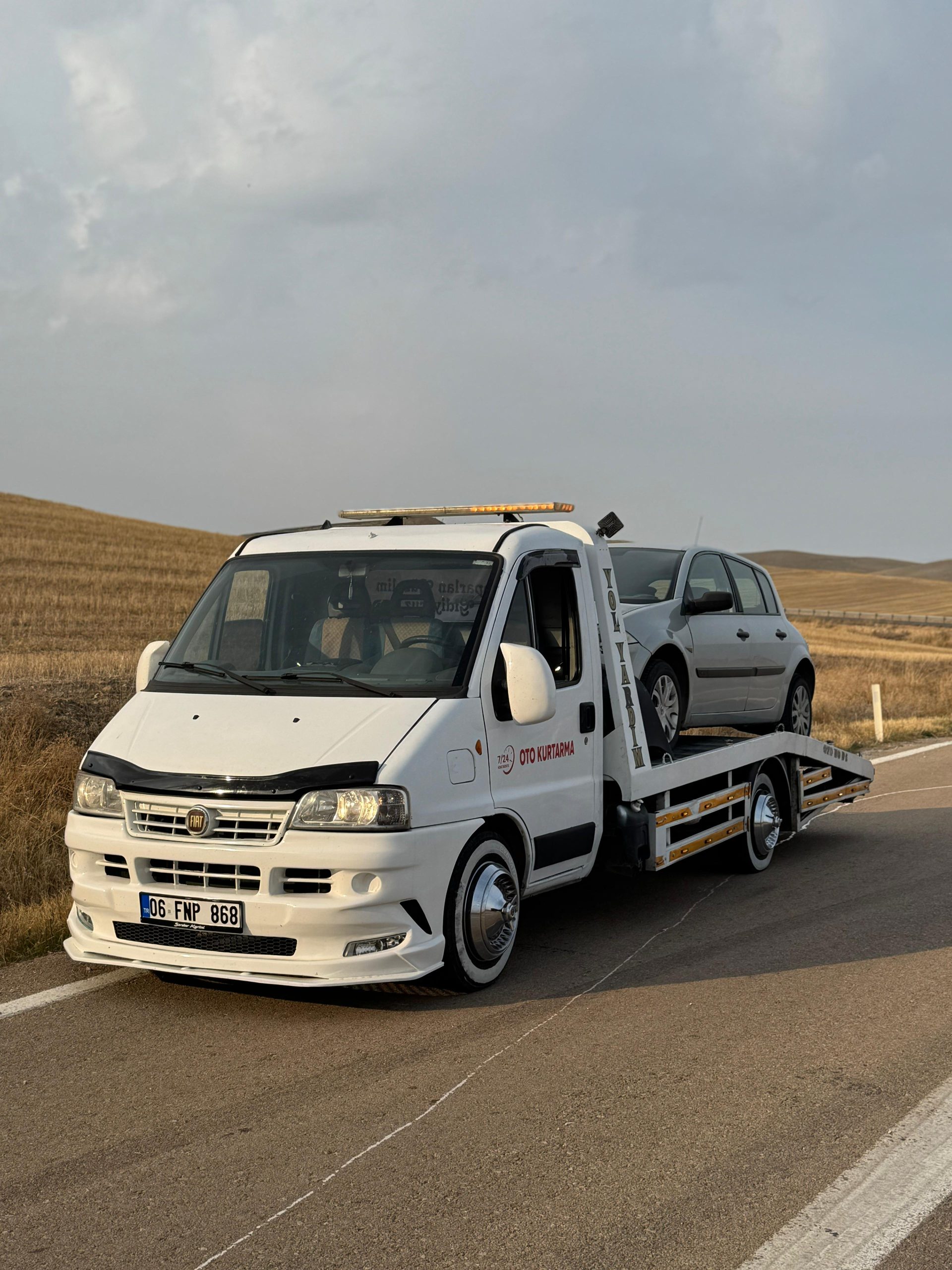 Kulu yakınlarında arıza yapan bir aracın J~ET çekicisiyle kurtarılması